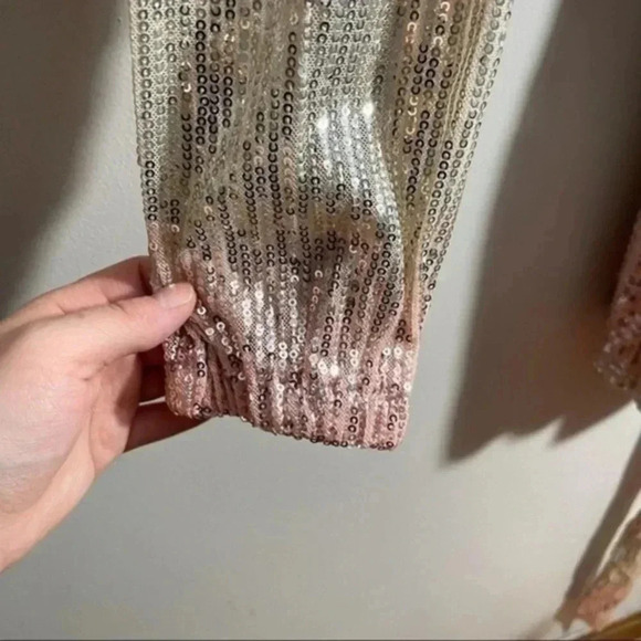NWOT Ontwelfth junior sequin ombré long sleeve romper - Picture 6 of 10